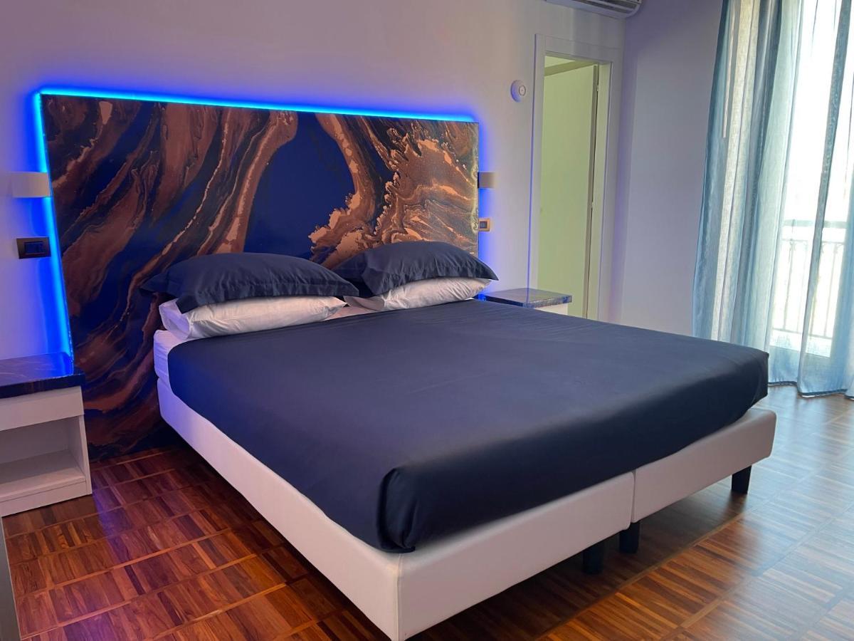 Tribus Boutique Hotel トッレ・アンヌンツィアータ エクステリア 写真