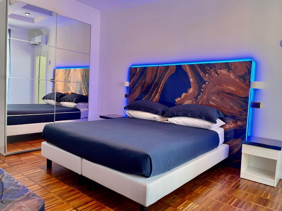Tribus Boutique Hotel トッレ・アンヌンツィアータ エクステリア 写真