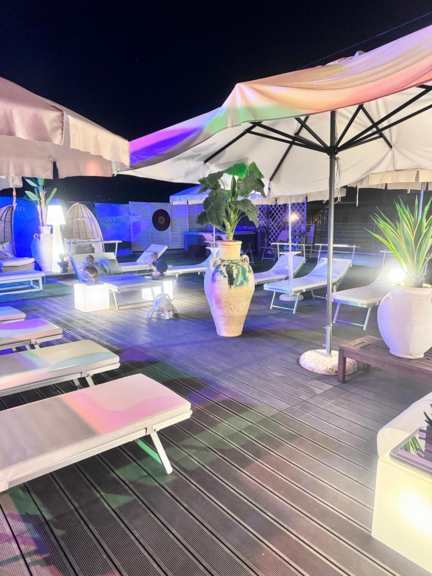 Tribus Boutique Hotel トッレ・アンヌンツィアータ エクステリア 写真